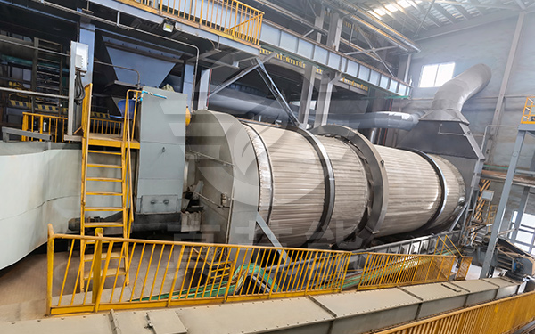 藥渣烘干設(shè)備運(yùn)行現(xiàn)場